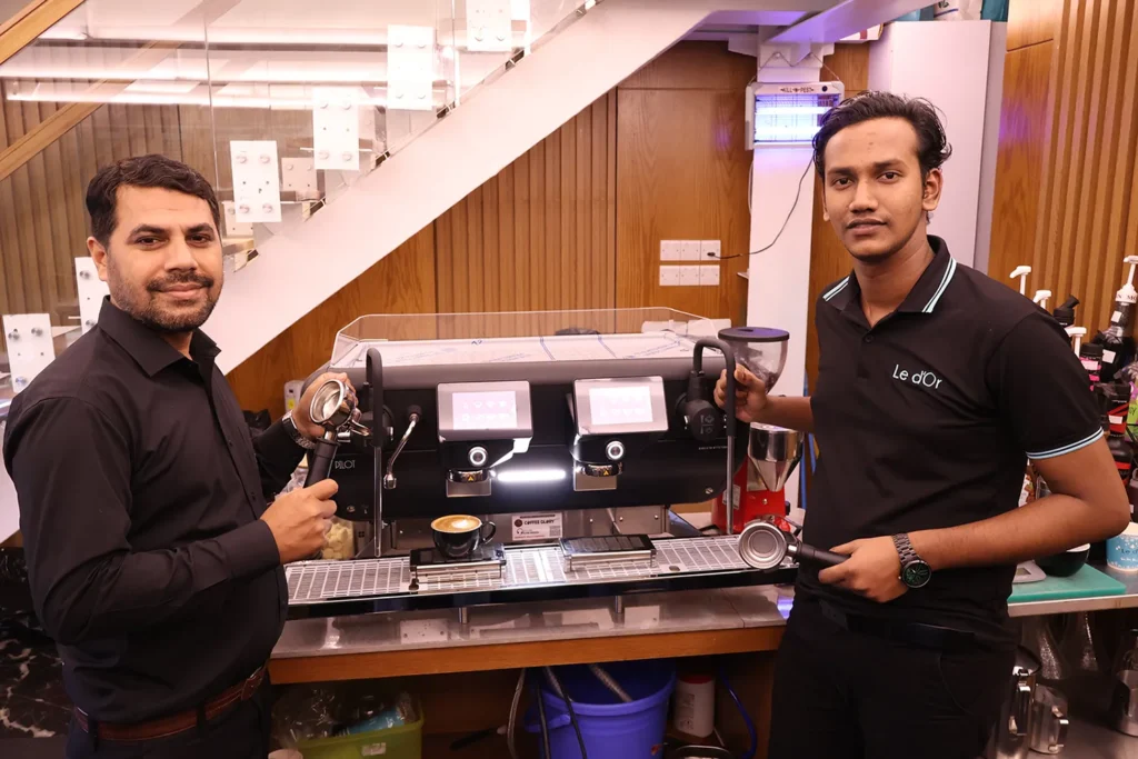 Barista Attitude Pilot 2gr Coffee Machine setup at Le d'Or cafe